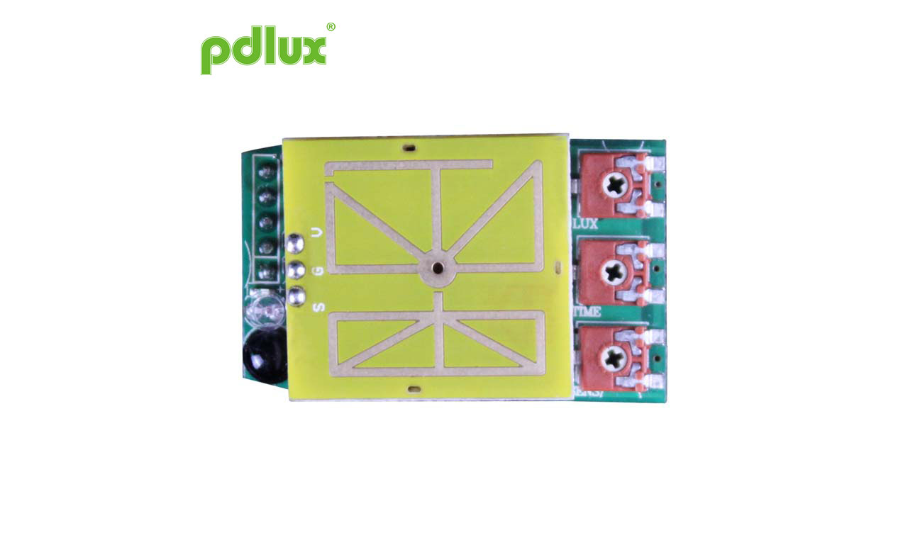 Senzor cu microunde de 5,8 GHz + MCU + receptor IR